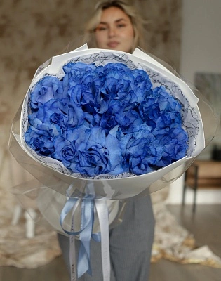 15 синих французских роз