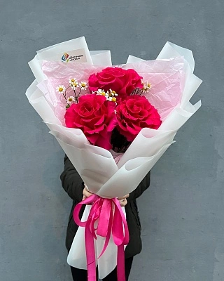 Букет из французской розы и танацетума S